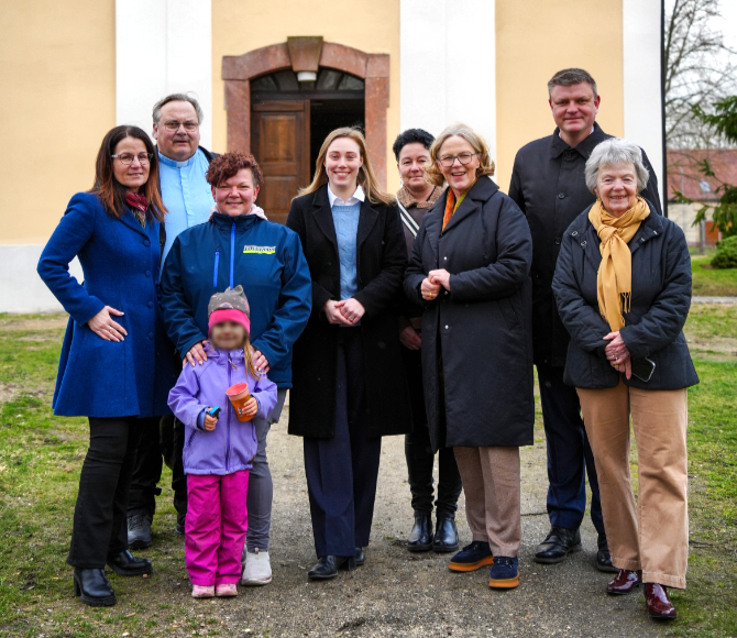 Staatsministerin besuchte Laue