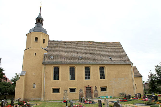 Kirche Schenkenberg
